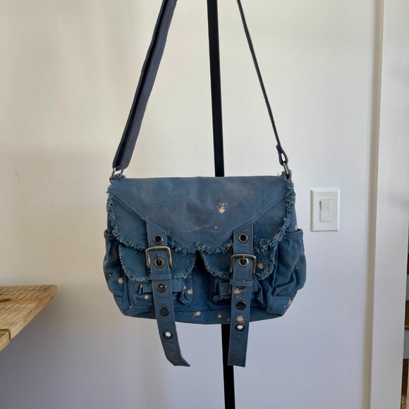 Free People SHADOWBOXER Blue Canvas Messenger Bag Bleach Splash  $98 - Picture 4 of 10